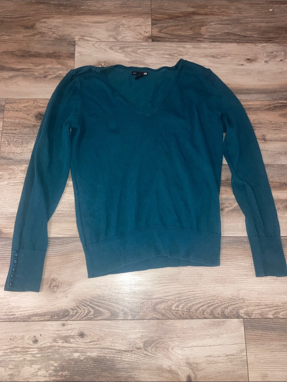 H&M Basic Red Roundneck Teal Vneck Longsleeve Women’s Top Size M